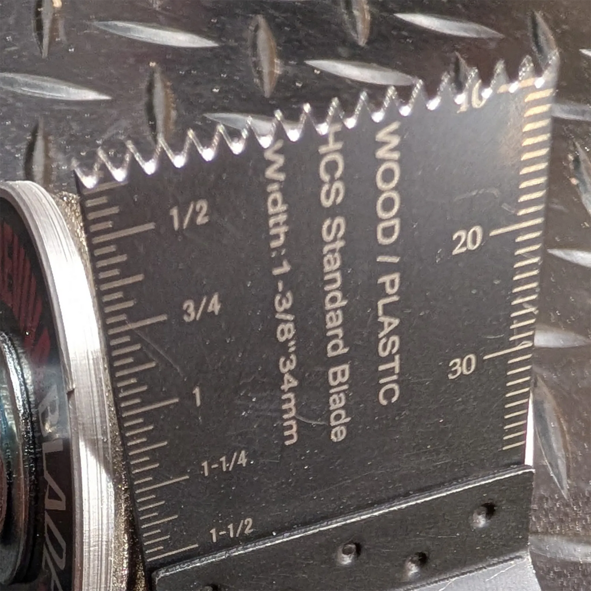 Revivablade® XS PRO Professional Multi-Tool Blade Sharpener.
