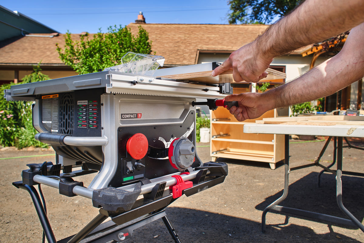 SawStop compact table saw